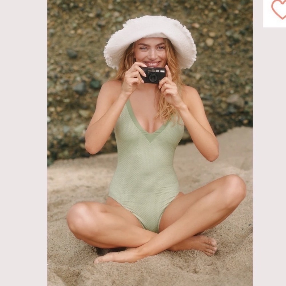 Sanctuary Swim Sashay Plunge One Piece Swimsuit Sage Green Metallic Textured S - Picture 6 of 13